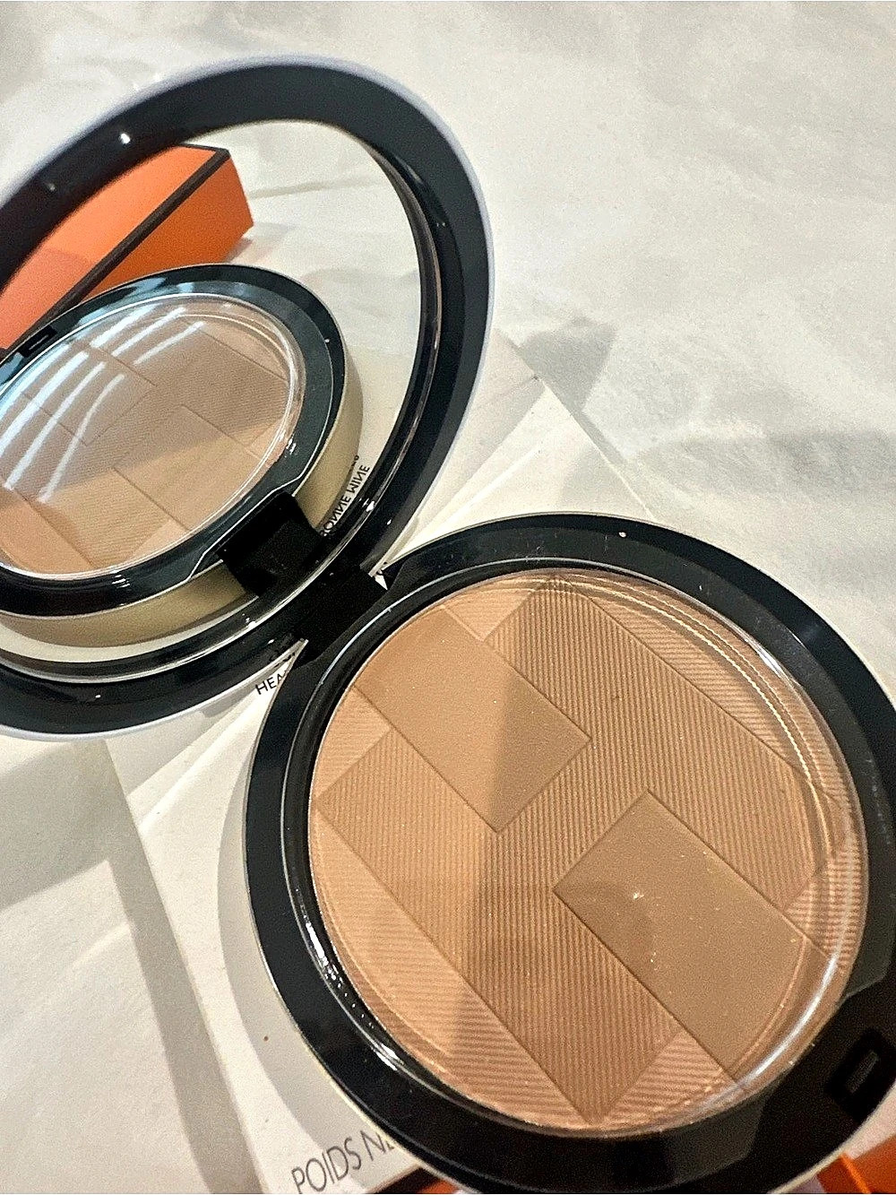 Hermès Plein Air H Trio Healthy Glow Mineral Powder Brown